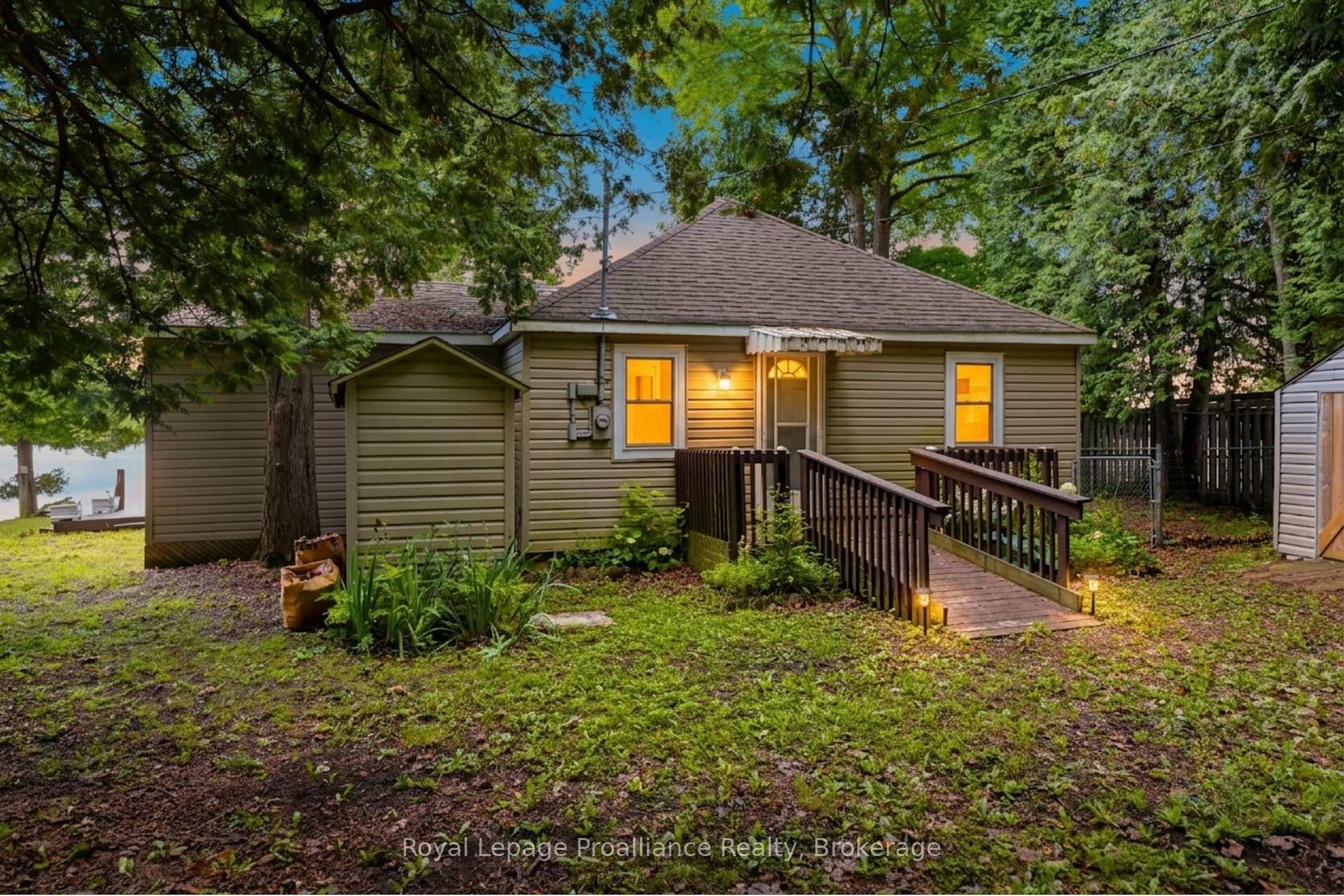 188 North Beaver Lake Road, Stone Mills, ON, exterior
