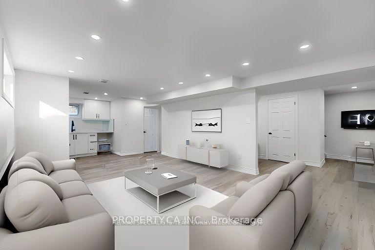 Lower - 80 Cynthia Road, Toronto W03, ON, exterior