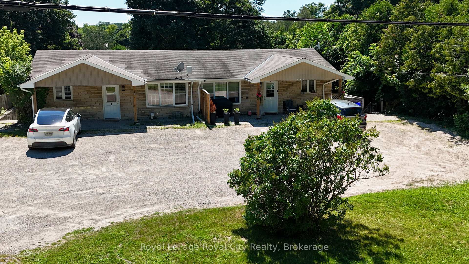405 Main Street S, Guelph/Eramosa, ON, exterior