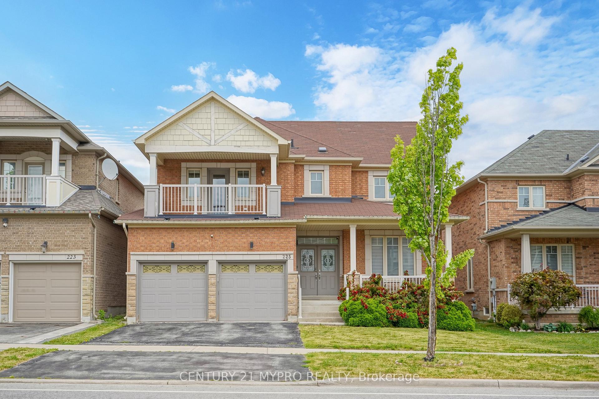 225 Silver Maple Road, Richmond Hill, ON, exterior
