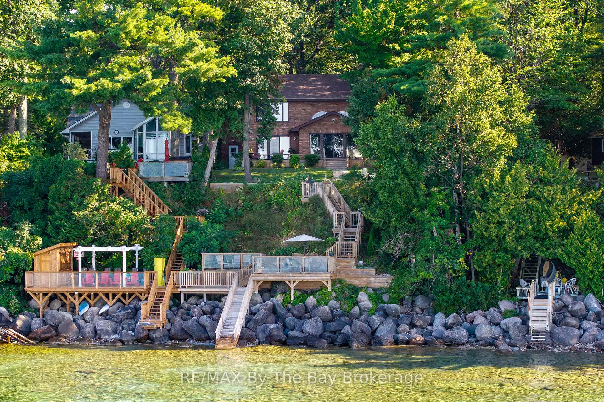 38 Willow Drive, Tiny, ON, exterior