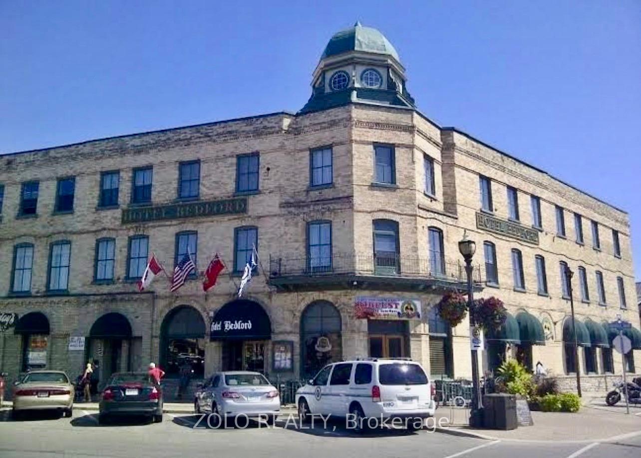 92 COURTHOUSE Square, Goderich, ON, exterior