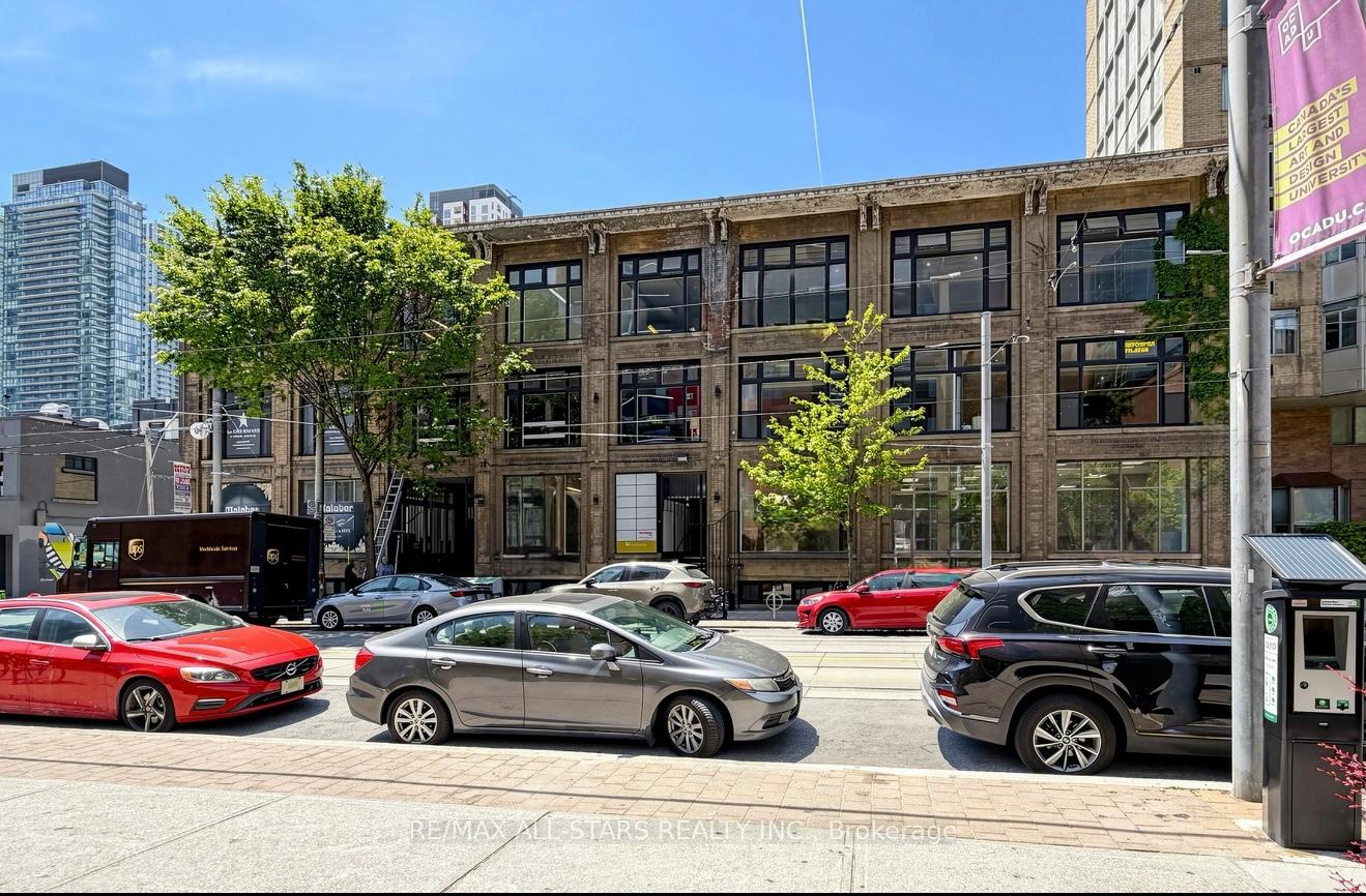 101 - 14 McCaul Street, Toronto C01, ON, exterior
