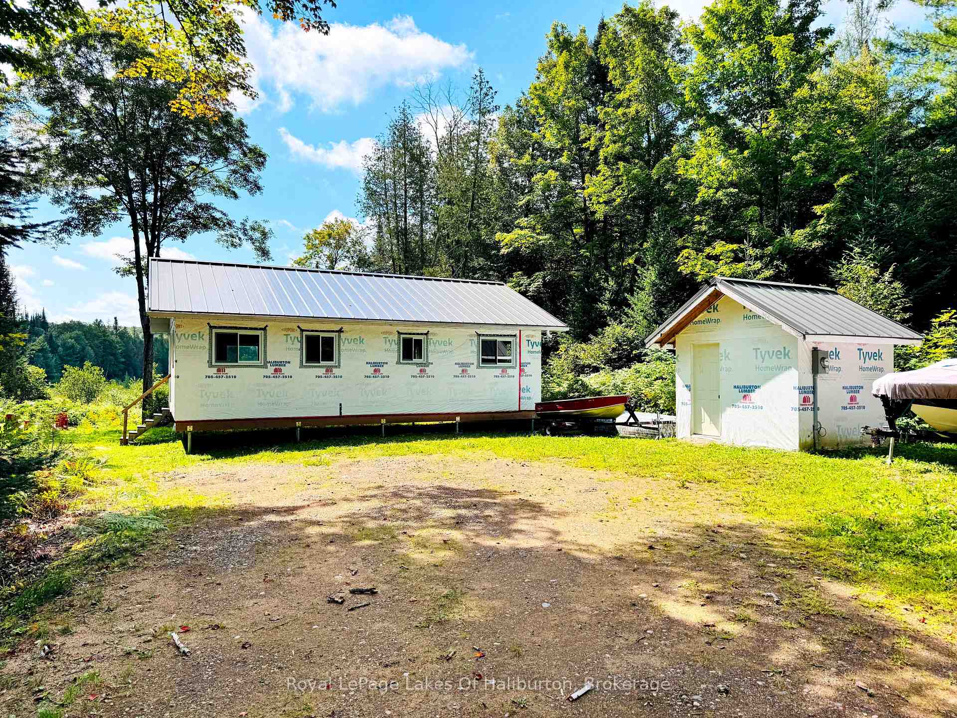 1337 Irish Line Road, Dysart et al, ON, exterior