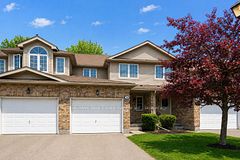 38 - 210 DAWN Avenue, Guelph, ON, exterior