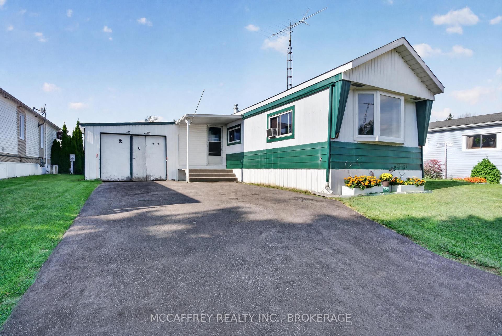 6 Cedar Street, Greater Napanee, ON, exterior