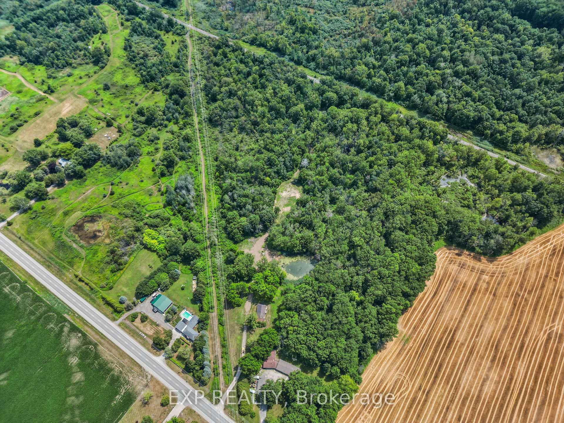 5857 Glendon Drive, Southwest Middlesex, ON, exterior