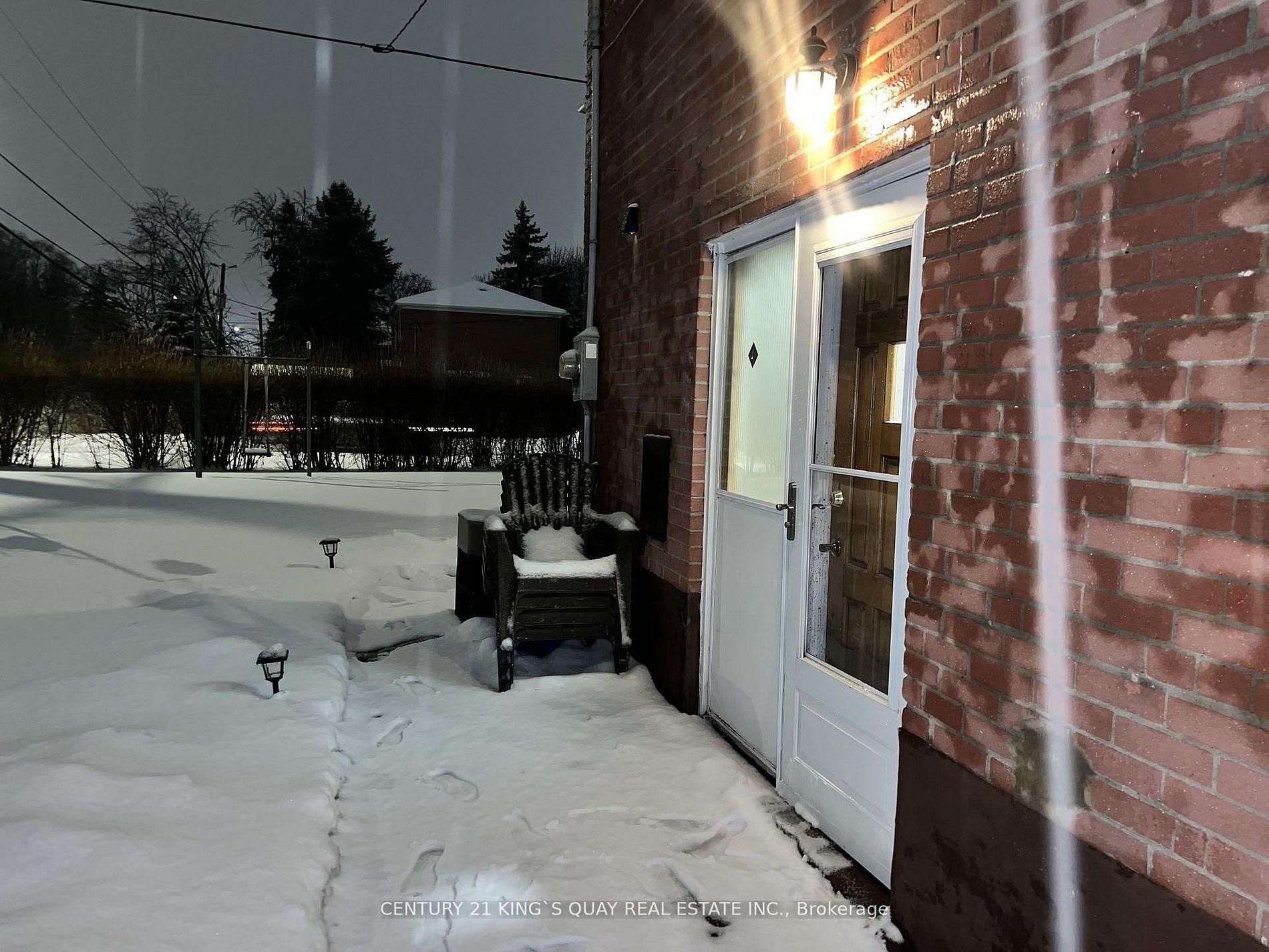LL - 357 Taylor Mills Drive N, Richmond Hill, ON, exterior