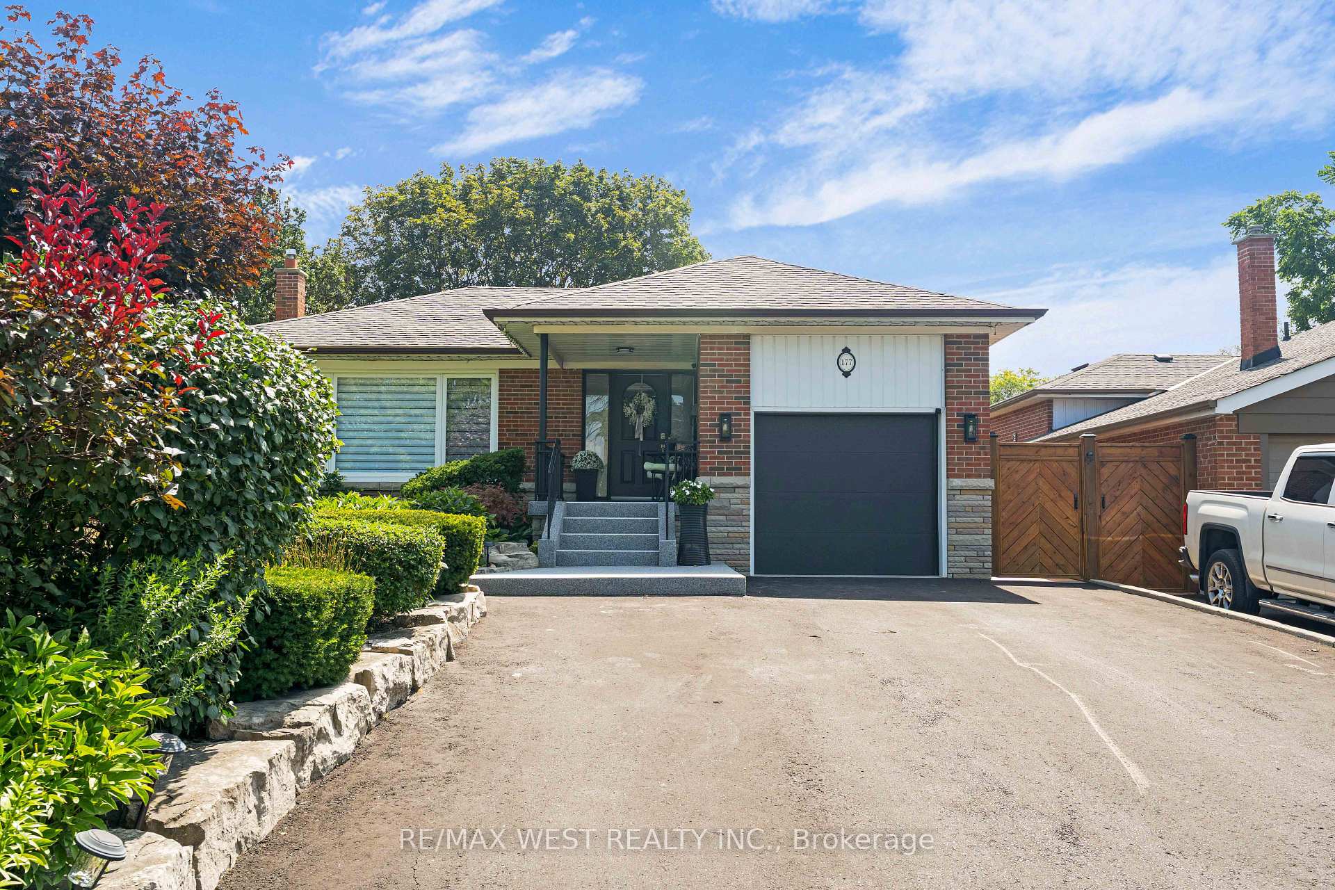 177 Searle Avenue, Toronto C06, ON, exterior