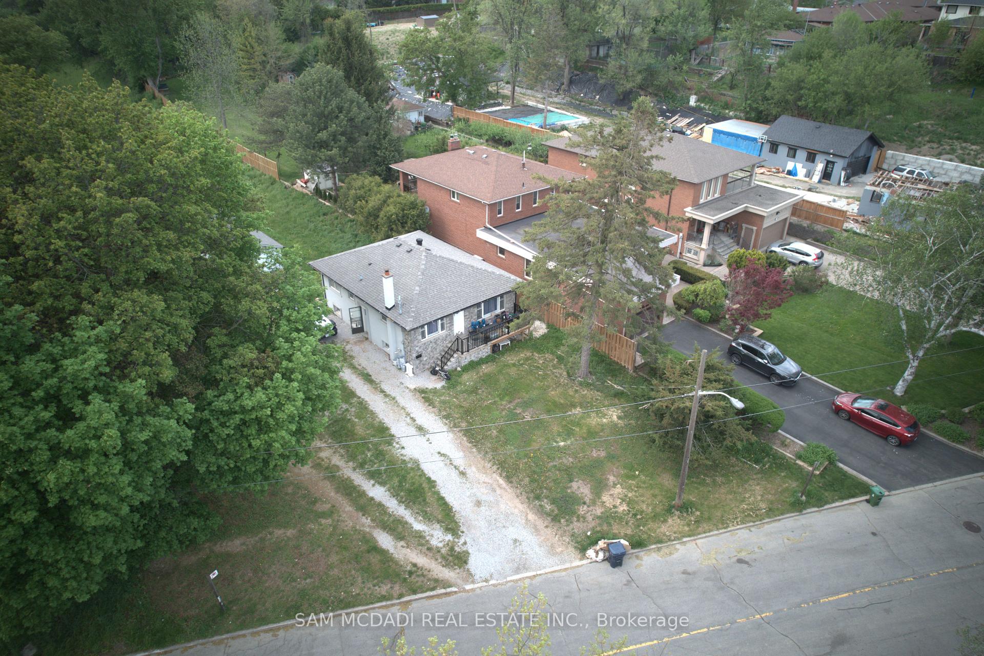 148 Rowntree Mill Road S, Toronto W05, ON, exterior