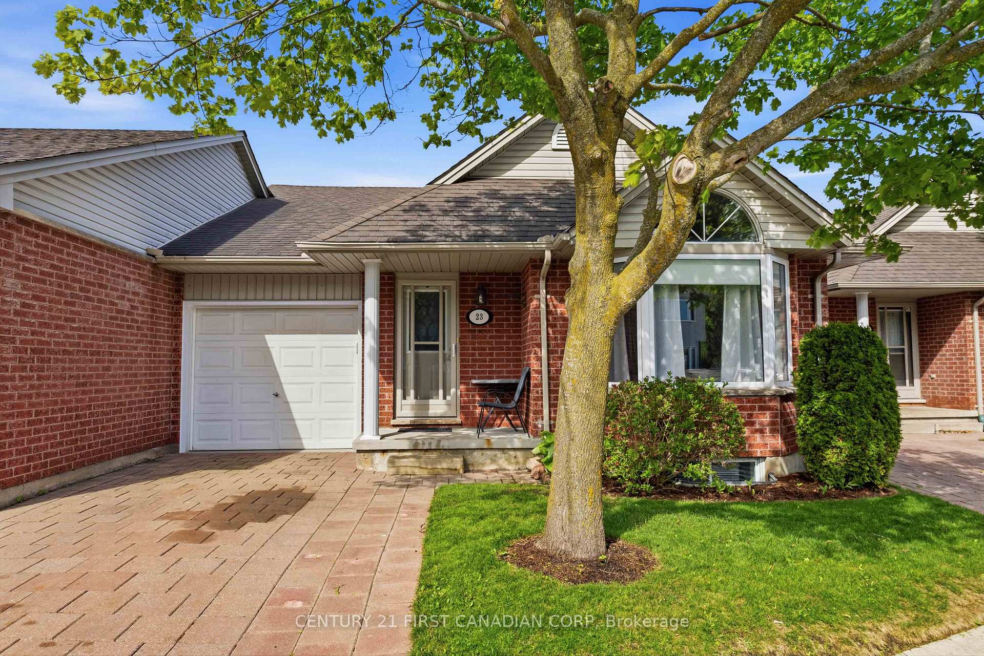 23 - 20 Kernohan Parkway, London South, ON, exterior