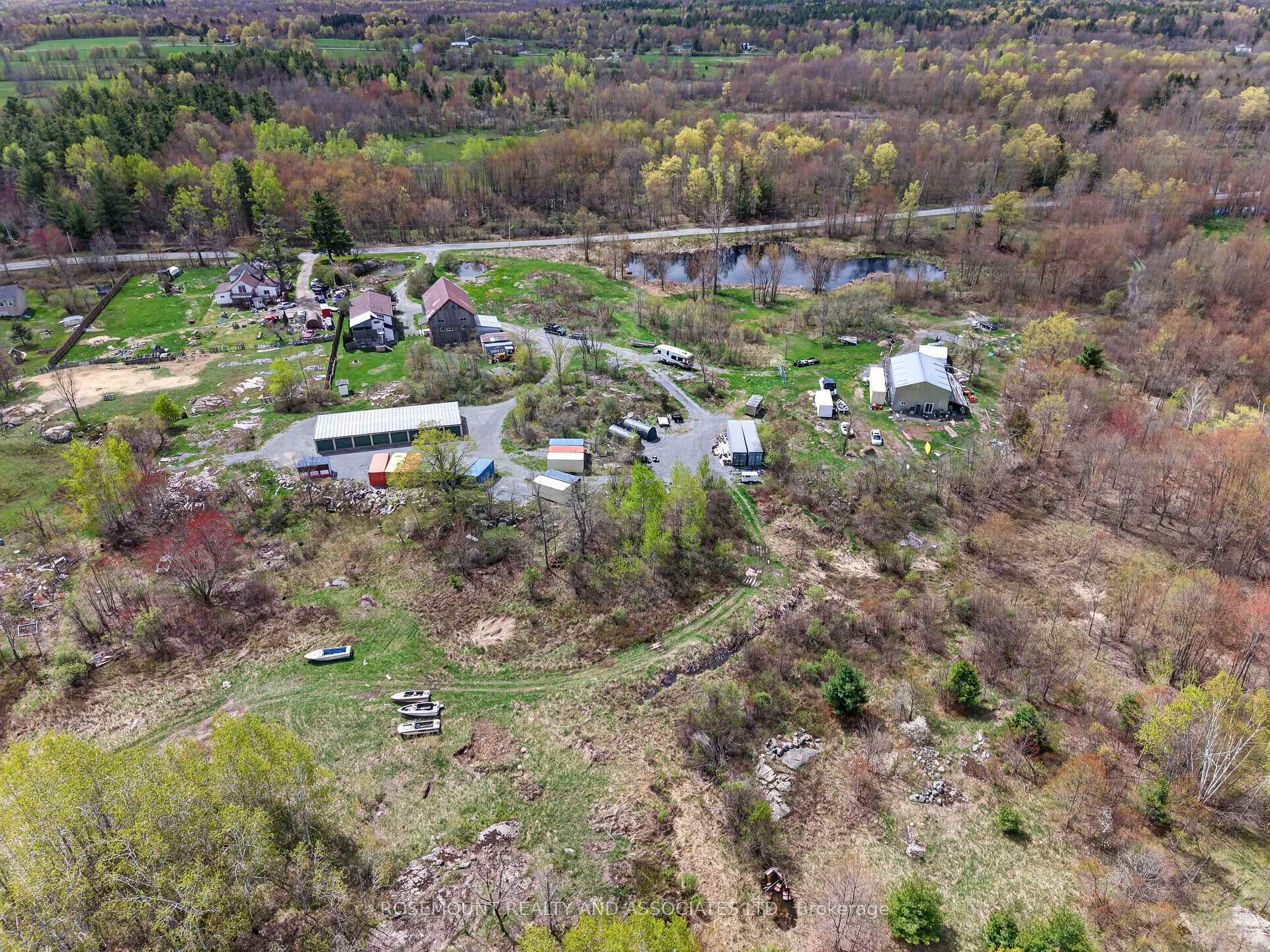 4976 Arena Boundary Road, Frontenac, ON, exterior