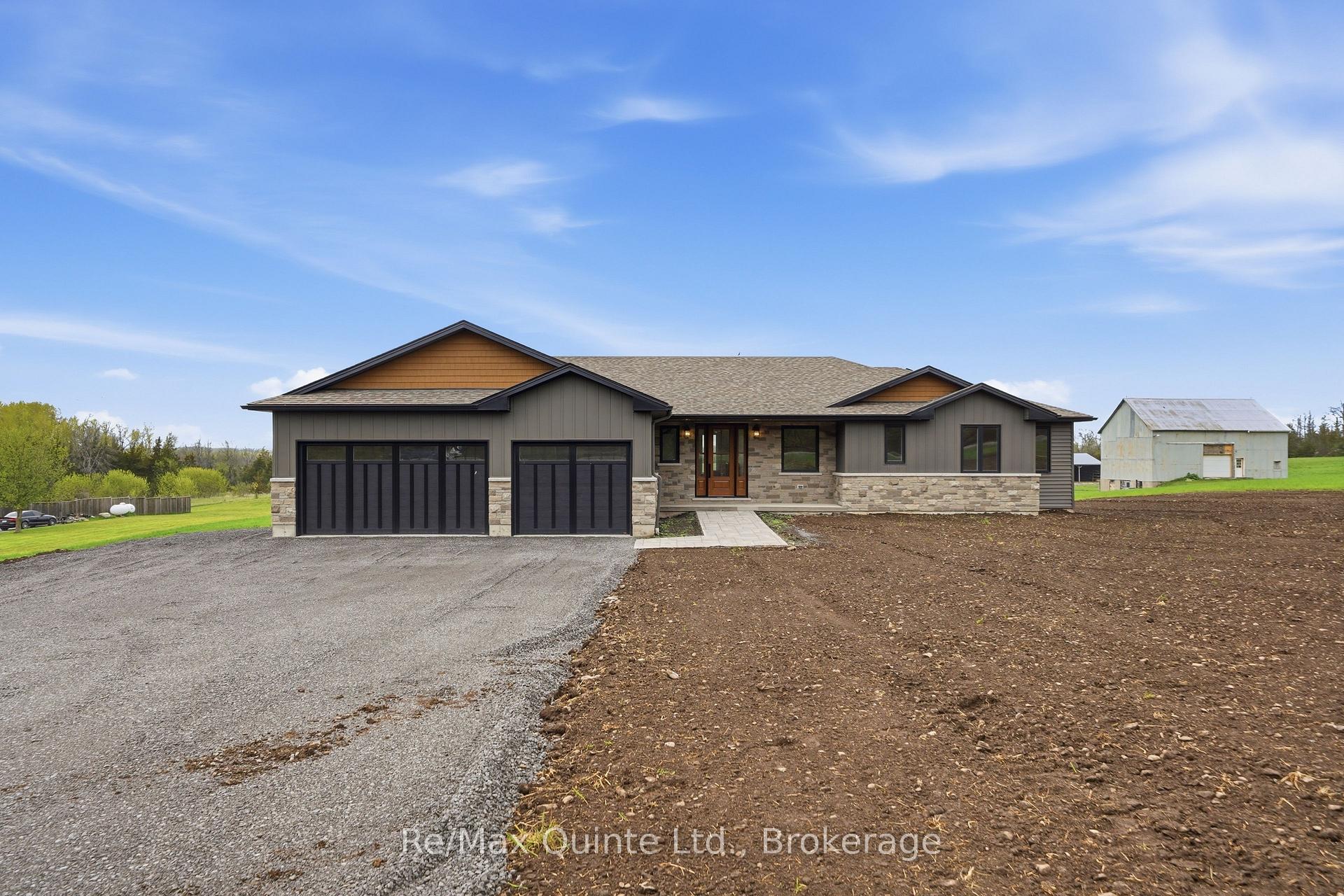2501 Harmony Road, Tyendinaga, ON, exterior