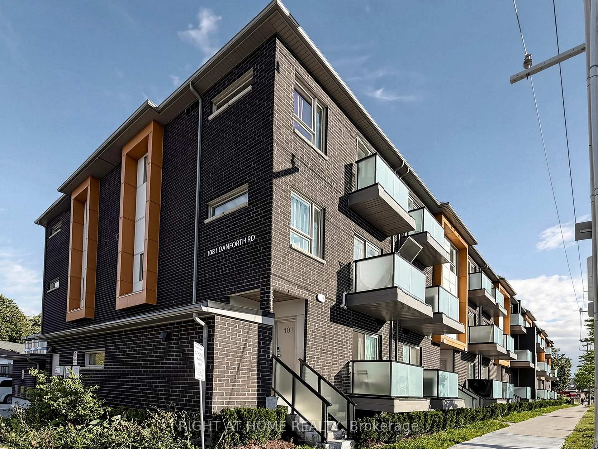 129 - 1081 Danforth Road, Toronto E08, ON, exterior