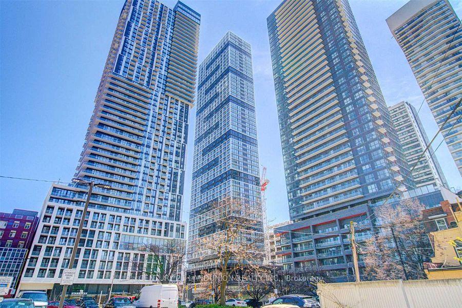 2905 - 181 Dundas Street E, Toronto C08, ON, exterior