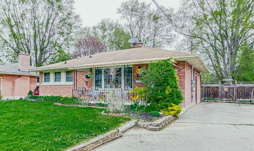 292 Griffith Street, London South, ON, exterior