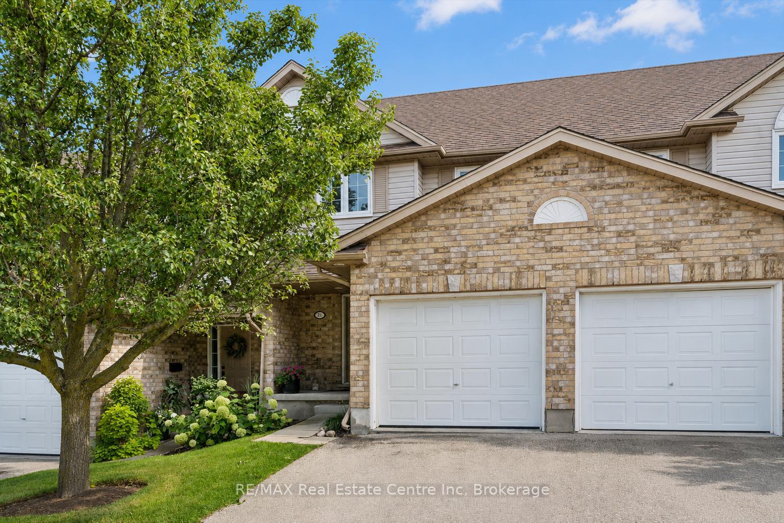 21 - 31 SCHRODER Crescent, Guelph, ON, exterior