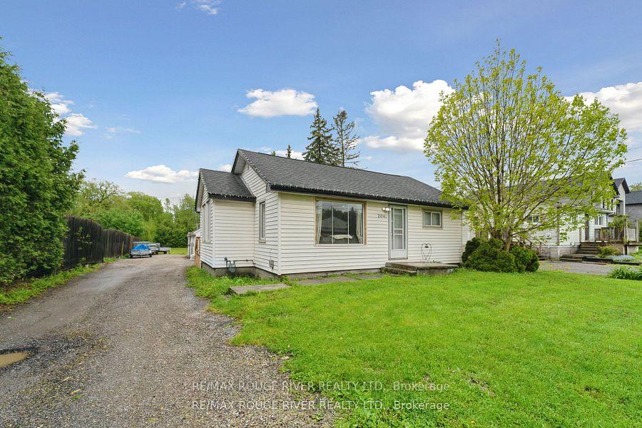 2041 Nash Road, Clarington, ON, exterior