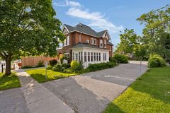 80 Worsley Street, Barrie, ON, exterior