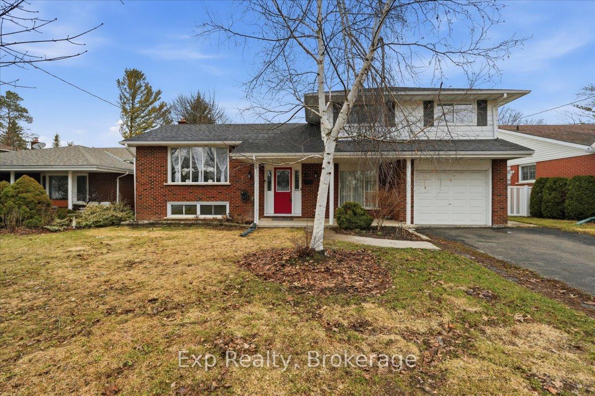 15 Thorncliffe Drive, Belleville, ON, exterior