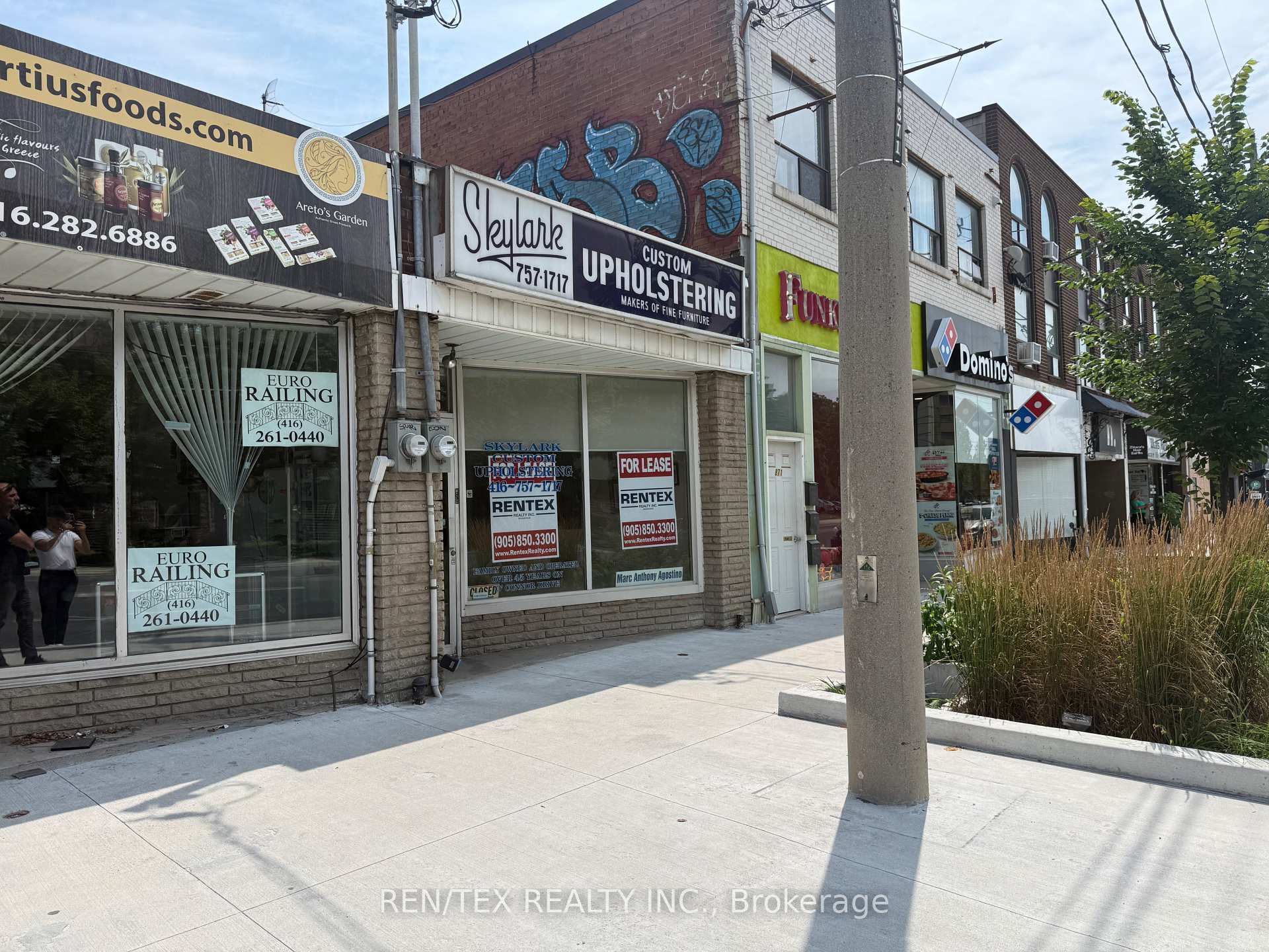 875 O'Connor Drive E, Toronto E03, ON, exterior