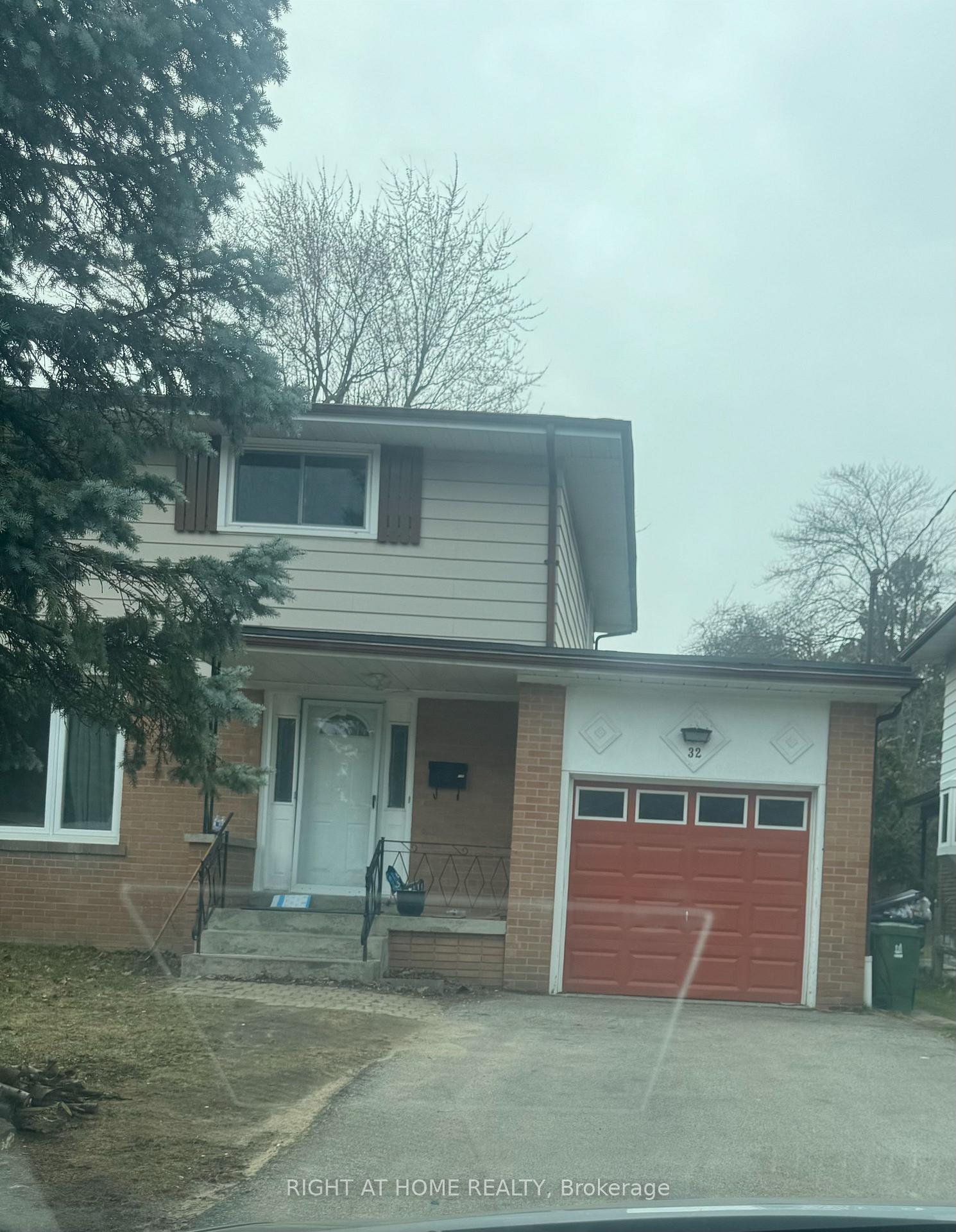 32 Conlins Road E, Toronto E10, ON, exterior