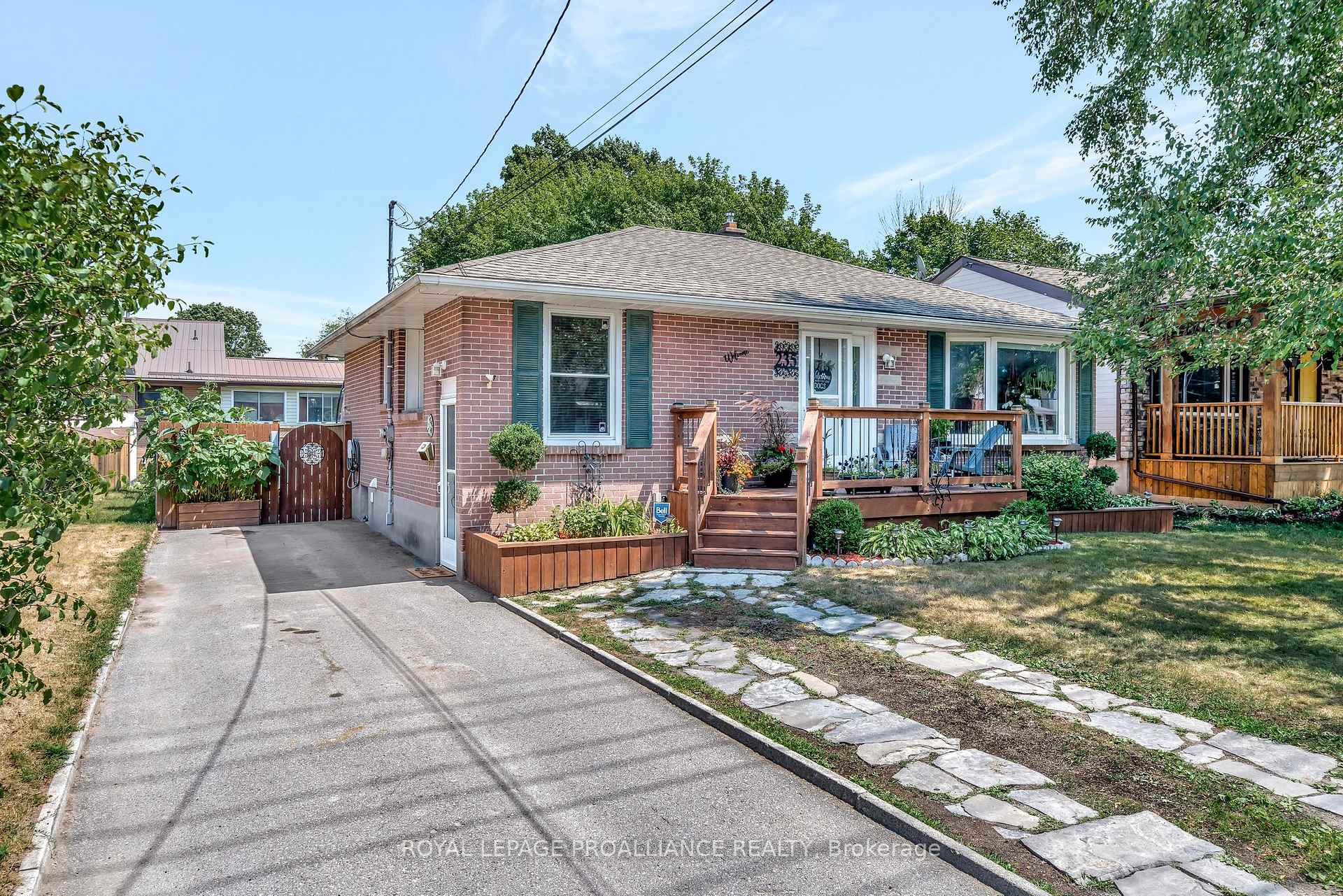 235 FARLEY Avenue, Belleville, ON, exterior