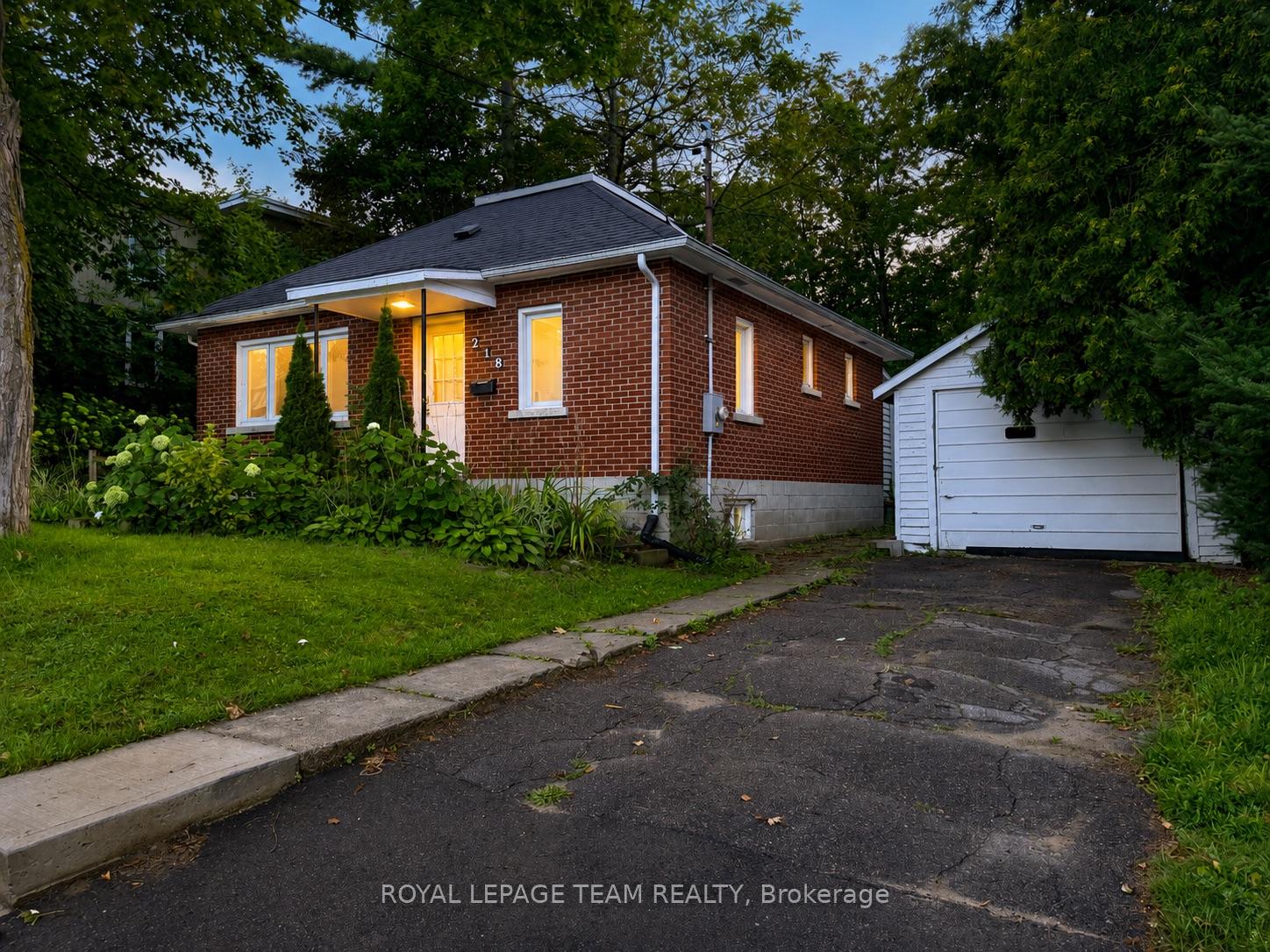 218 Fraser Street, Pembroke, ON, exterior