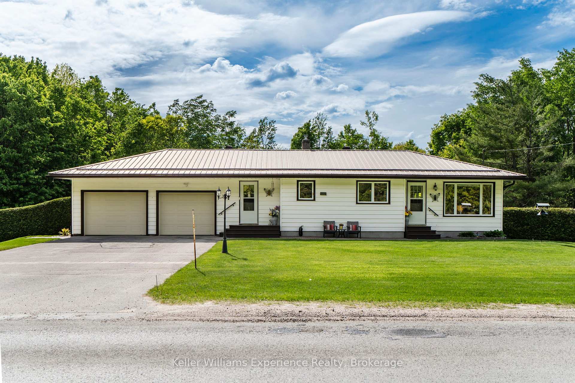 450 Concession 11 Road E, Tiny, ON, exterior
