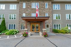 205 - 26 Dairy Lane, Huntsville, ON, exterior