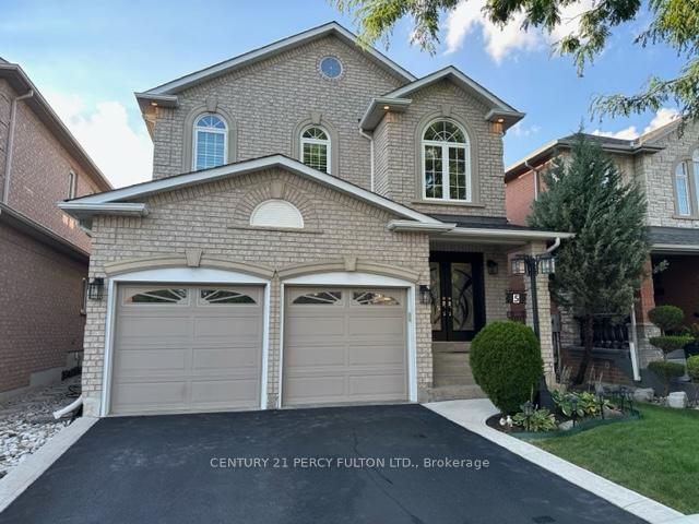5 Hillpath Crescent, Brampton, ON, exterior