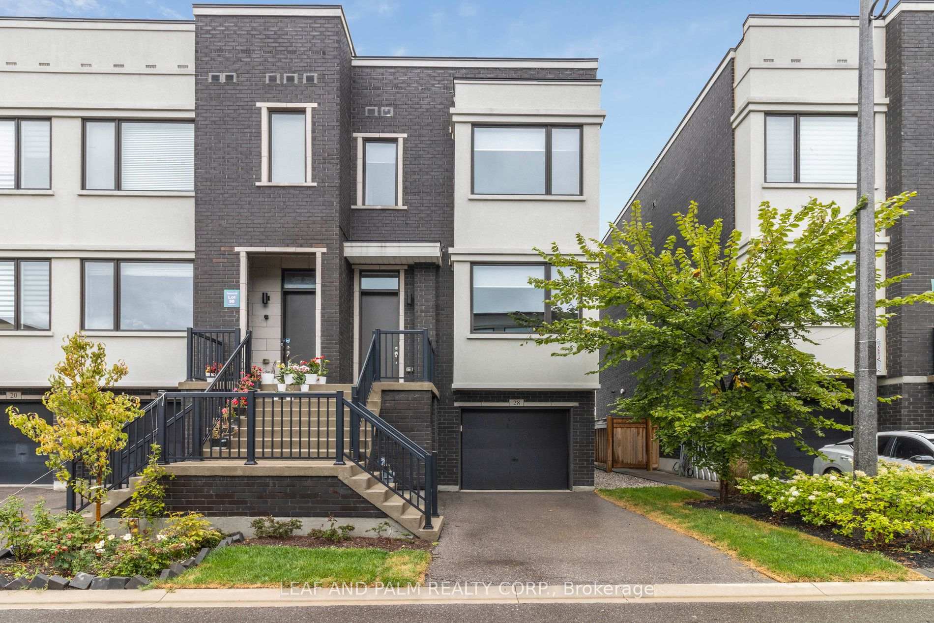 28 Cassila Way, Vaughan, ON, exterior