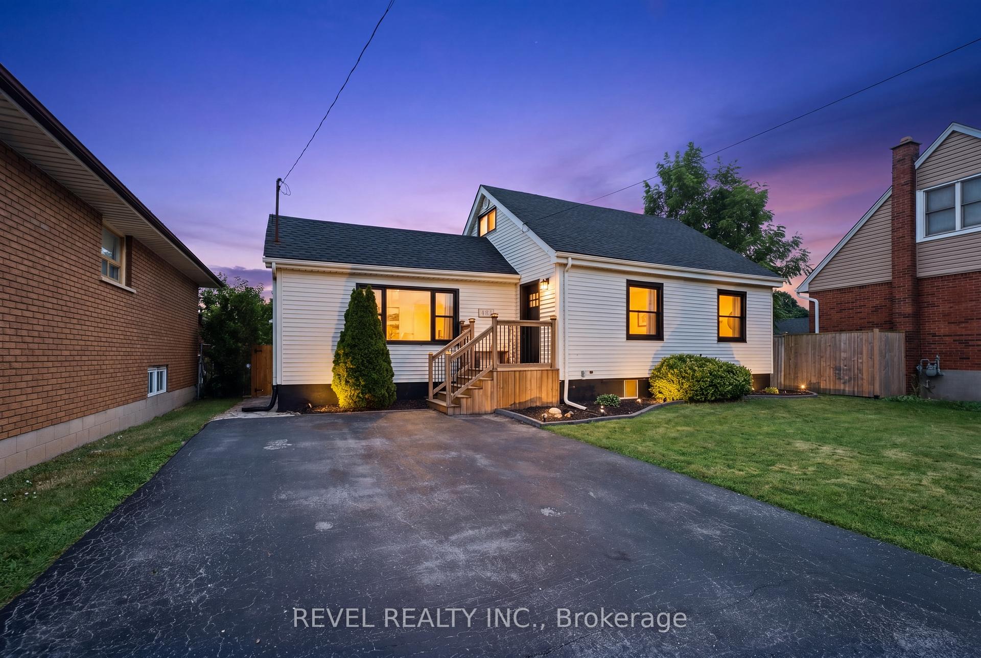 481 Upper Gage Avenue, Hamilton, ON, exterior