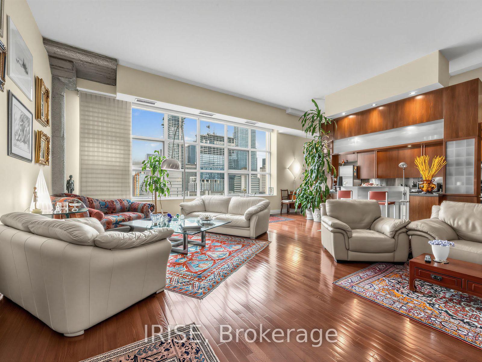 1014 - 155 Dalhousie Street W, Toronto C08, ON, exterior