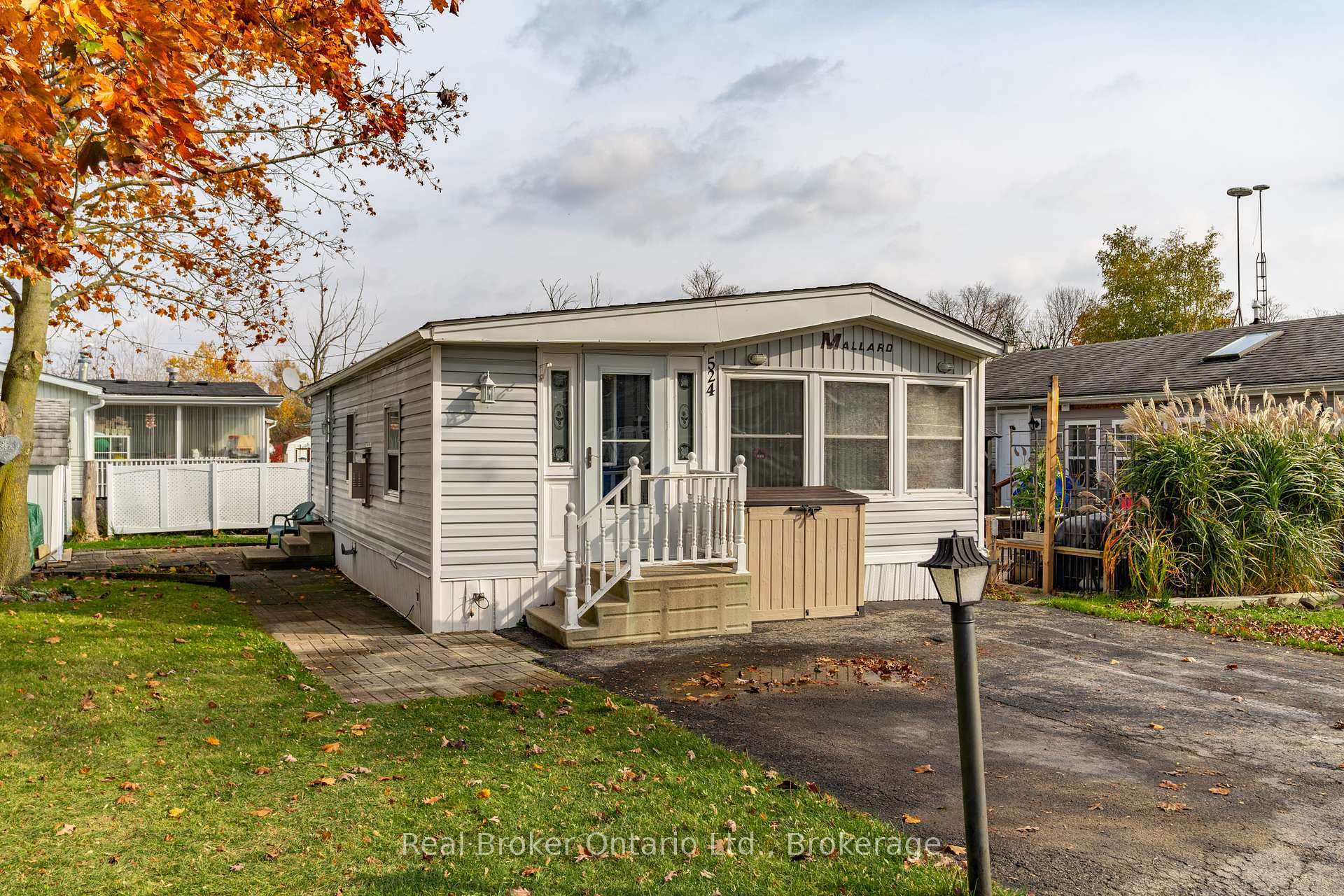 524 POPLAR Place, Centre Wellington, ON, exterior