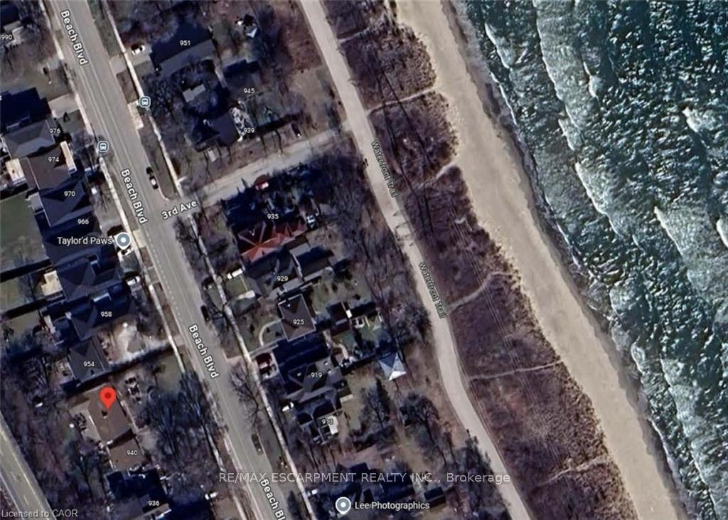 940-946 Beach Boulevard, Hamilton, ON, exterior