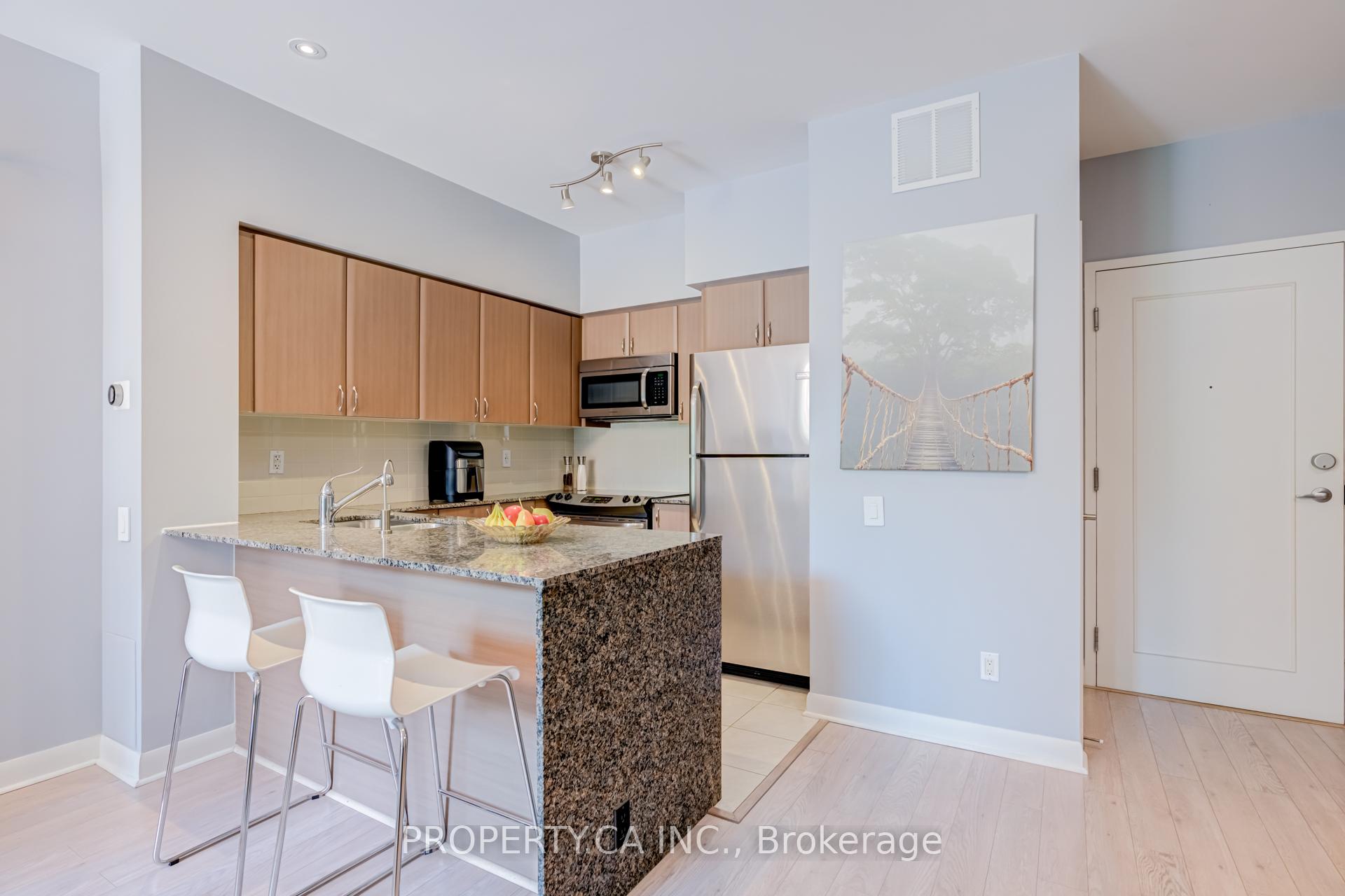 118 - 525 Wilson Avenue, Toronto C06, ON, exterior