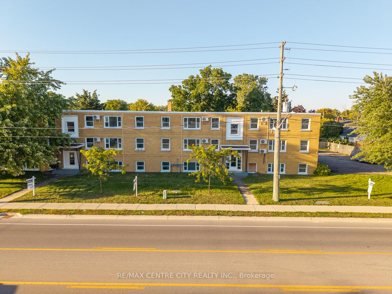 5 - 232 Elm Street, St. Thomas, ON, exterior