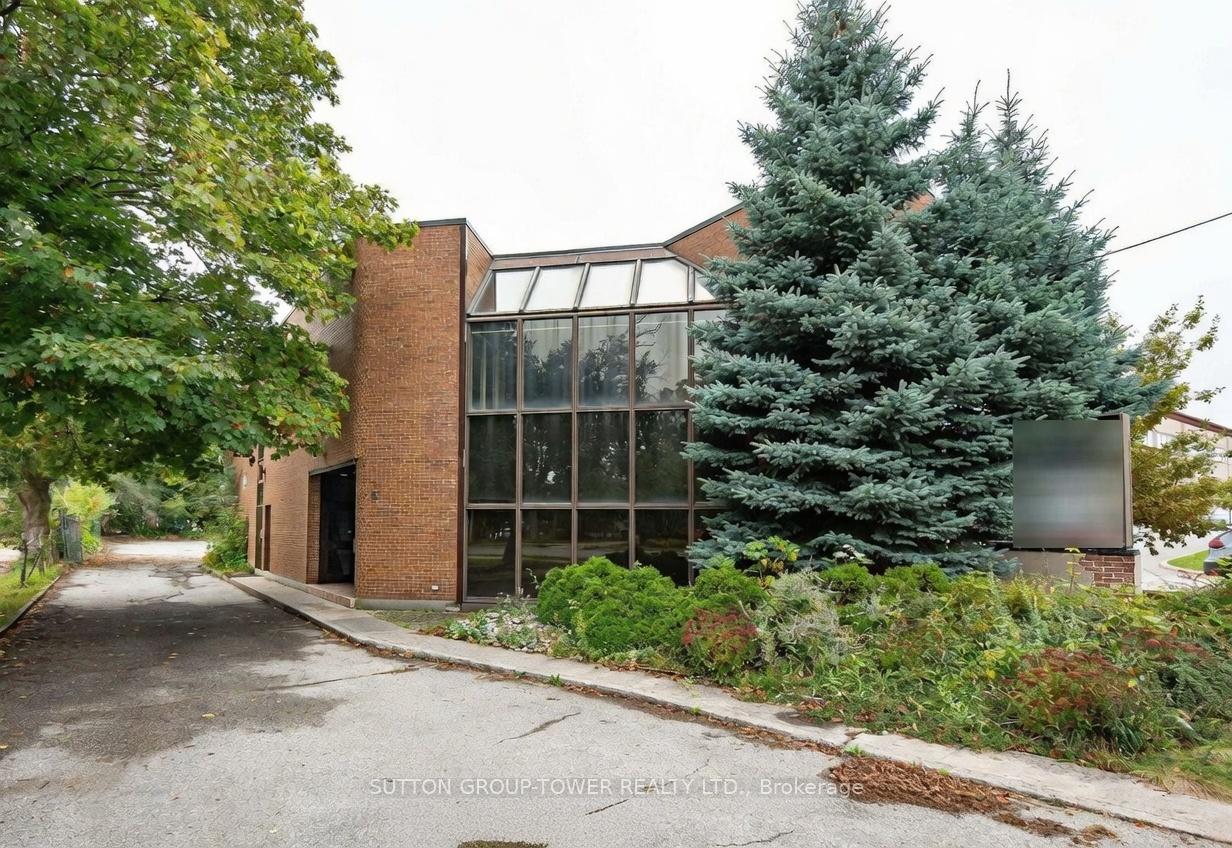 6 Collinsgrove Road, Toronto E10, ON, exterior