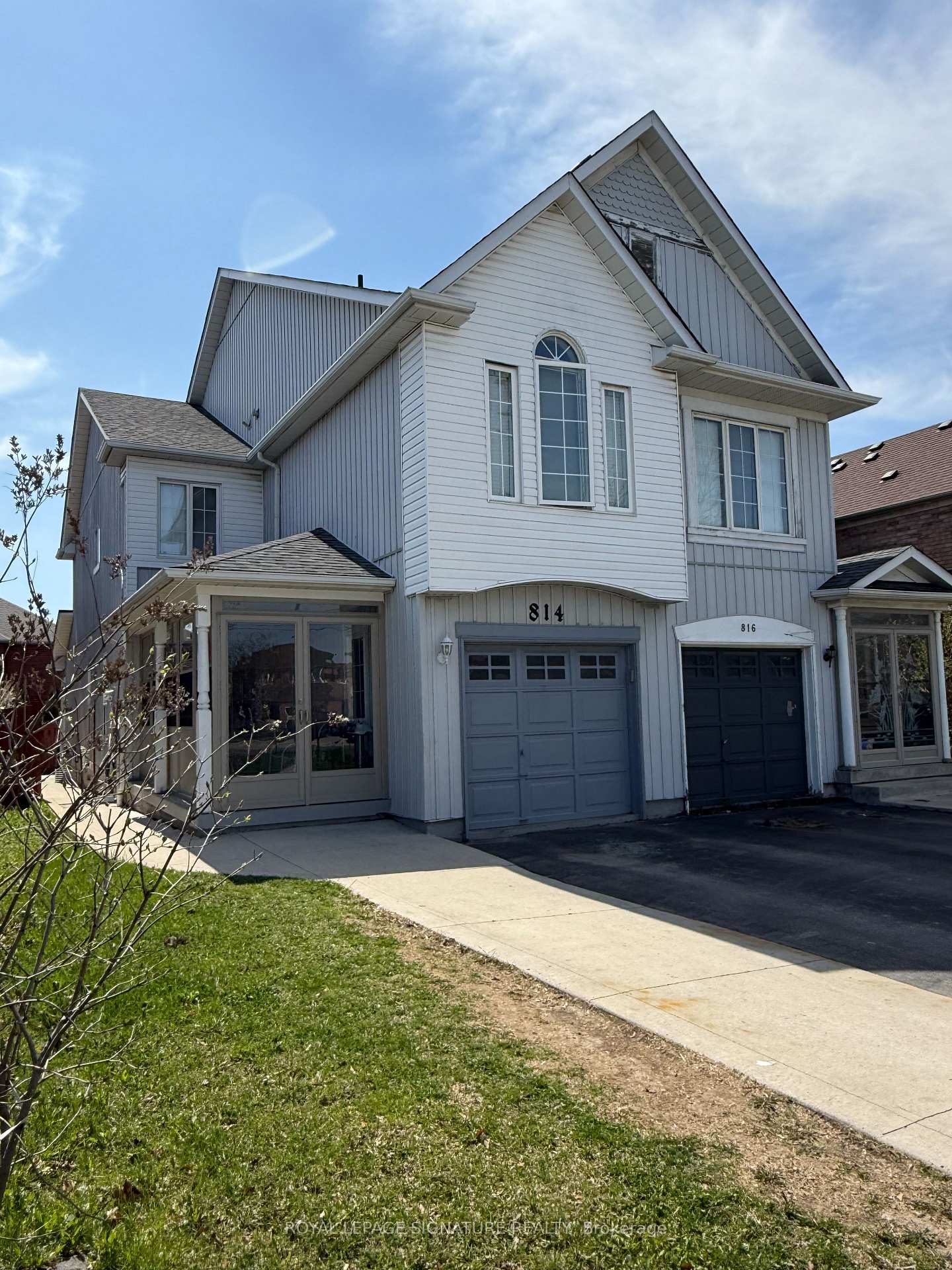814 Golden Farmer Way, Mississauga, ON, exterior
