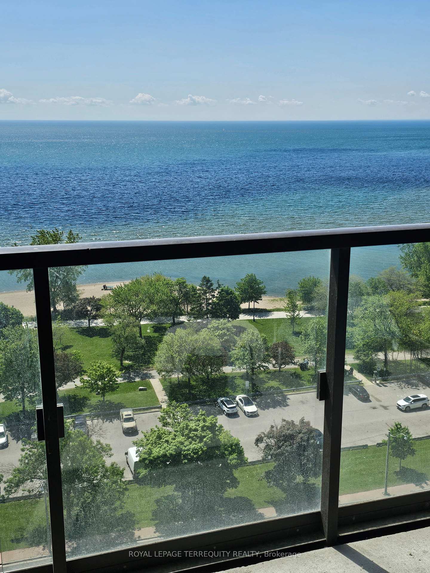 1708 - 1926 Lake Shore Boulevard W, Toronto W01, ON, exterior