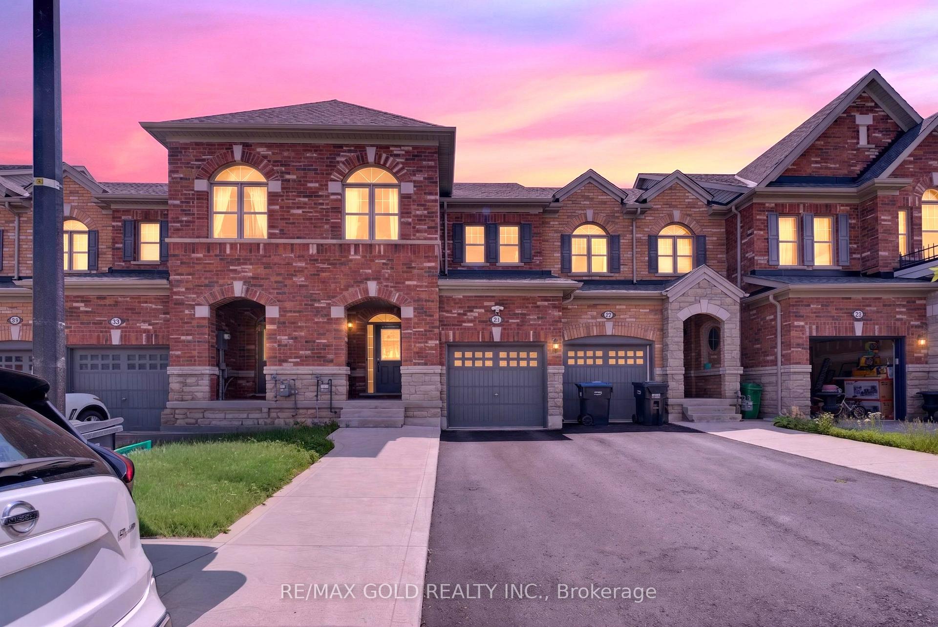 29 Rangemore Road E, Brampton, ON, exterior