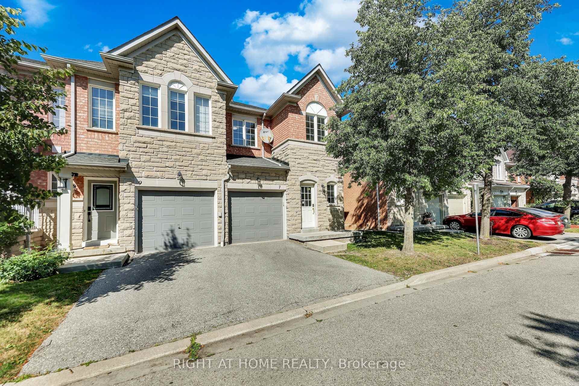 7 - 5260 Mcfarren Boulevard, Mississauga, ON, exterior