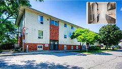 15 - 119 CEDAR Street S, Kitchener, ON, exterior