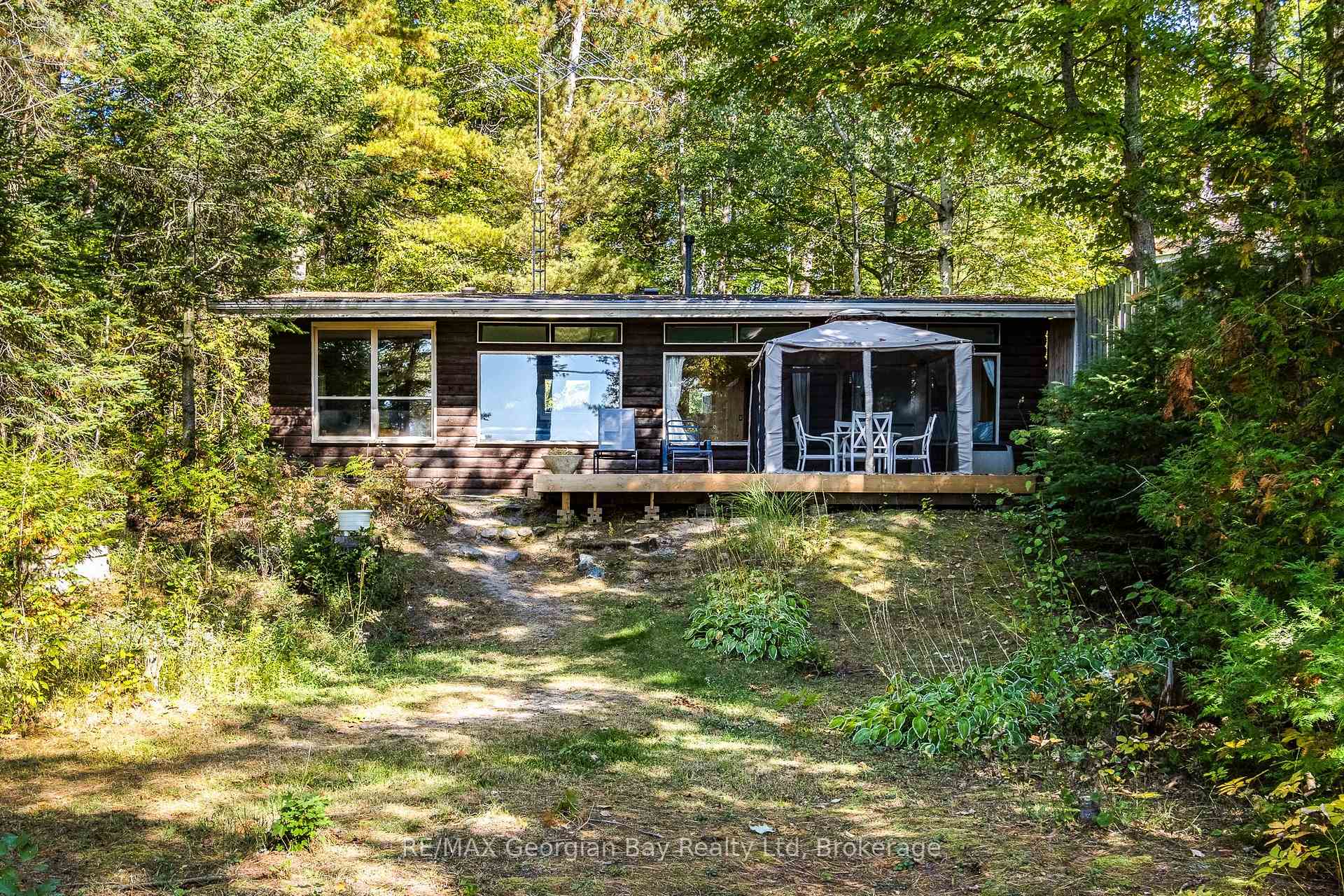 100 Nottawaga Drive, Tiny, ON, exterior