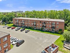 37 - 456 CARLTON Street, St. Catharines, ON, exterior