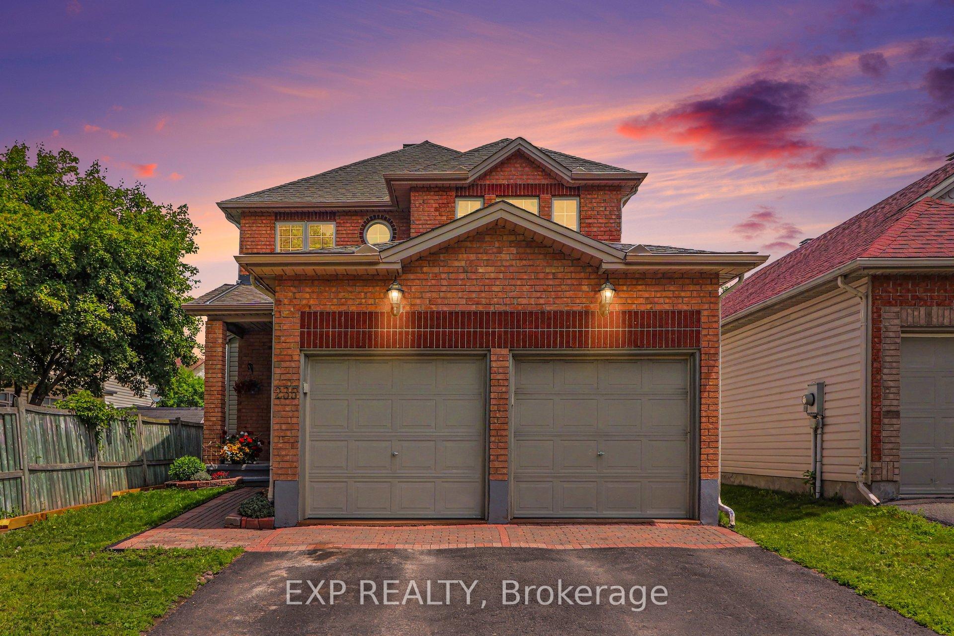 235 Station Boulevard, Alta Vista and Area, ON, exterior