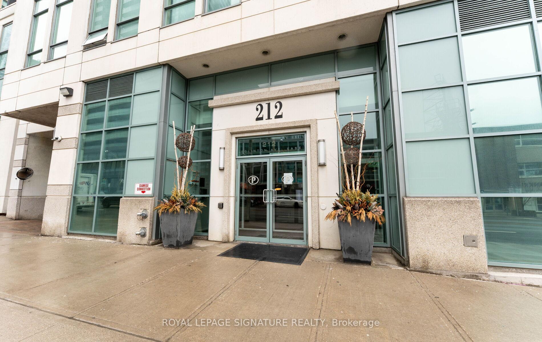 1411 - 212 Eglinton Avenue E, Toronto C10, ON, exterior