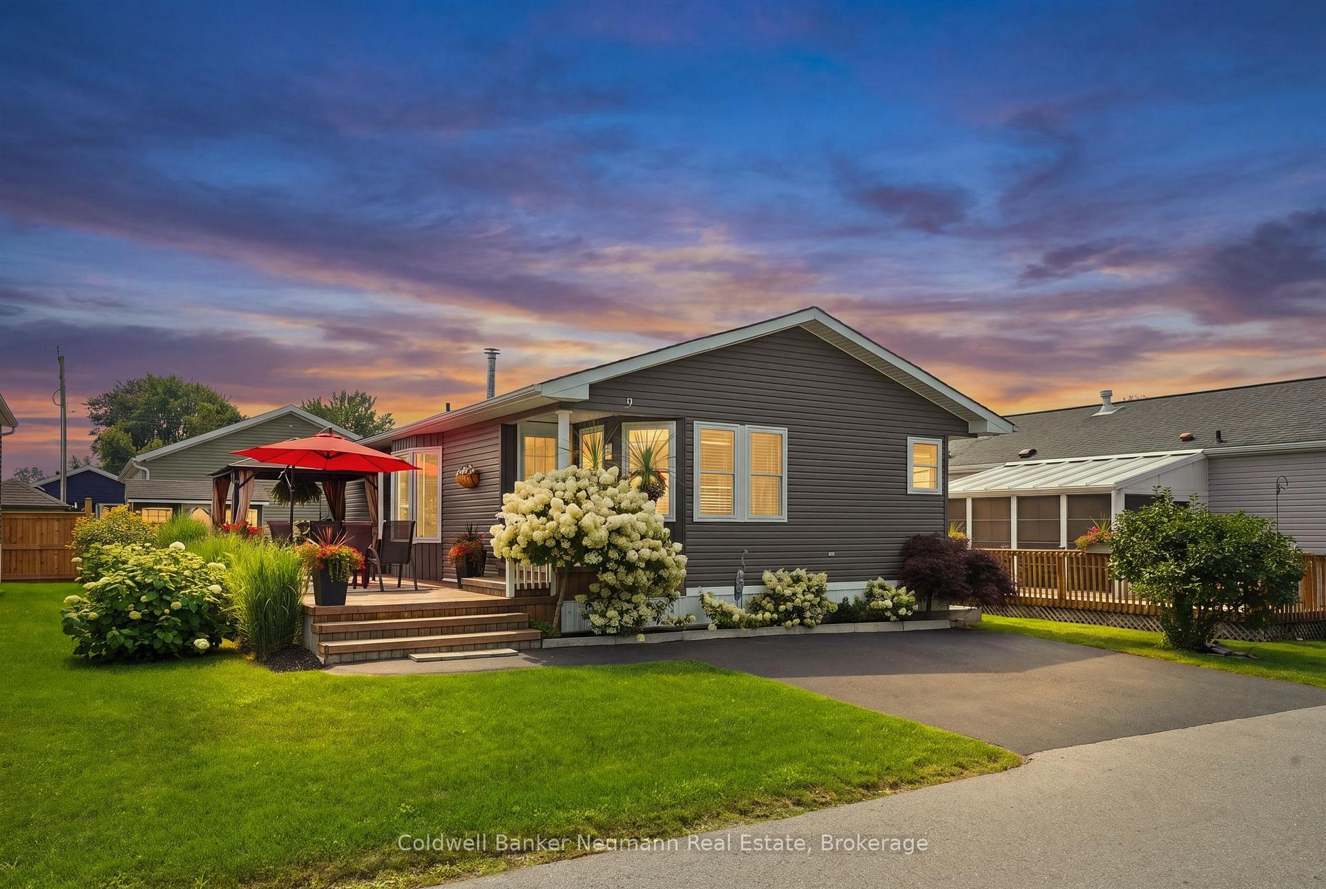 9 Basswood Road, Puslinch, ON, exterior