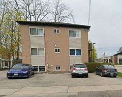 2 - 3 Robinson Street, Grimsby, ON, exterior